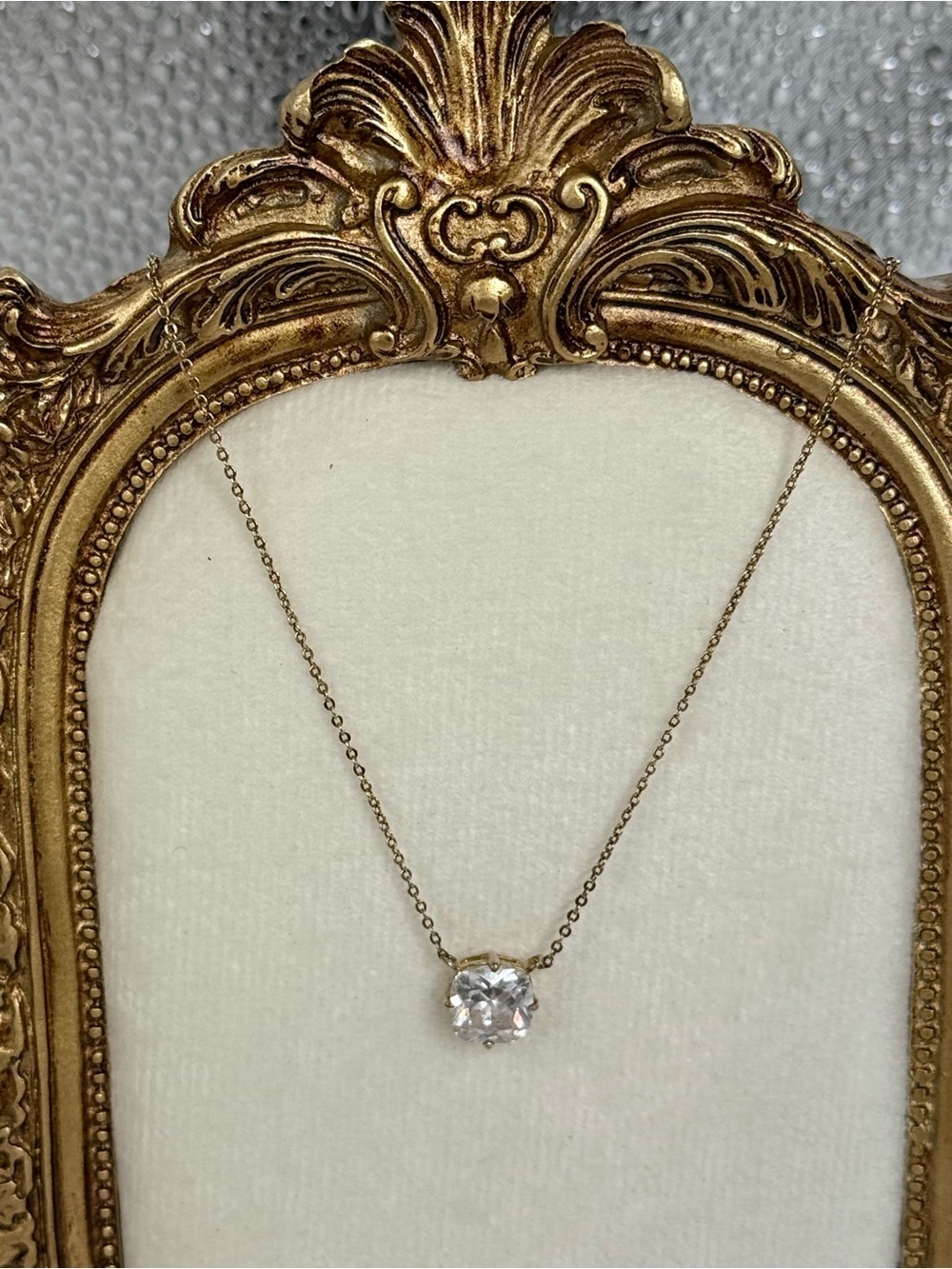 Melinda Maria Classic Solitaire Pendant Necklace monarch round cut